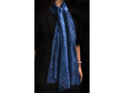 Linnen sjaaltje met kant, donker blauw