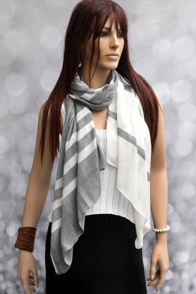 Grijs witte viscose sjaal met strepen