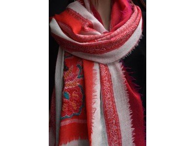 Wollen sjaal of stola, bohemian, rood en wit 